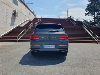 GENESIS GV80 - 3