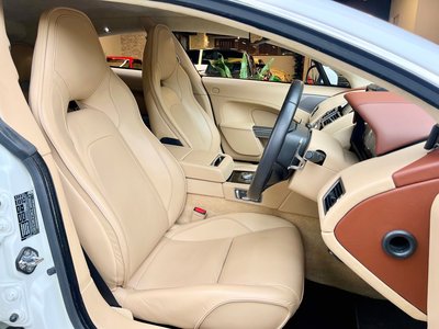 صورة 11 لـ 2015 Aston Martin RAPIDE