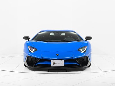 LAMBORGHINI AVENTADOR - 3