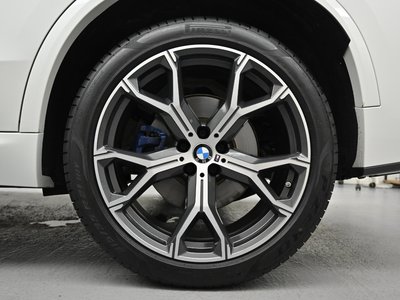 2025 BMW X5 — фото 6