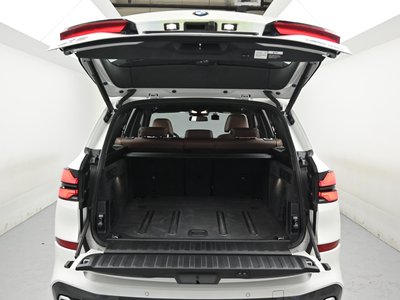 2025 BMW X5 — фото 9