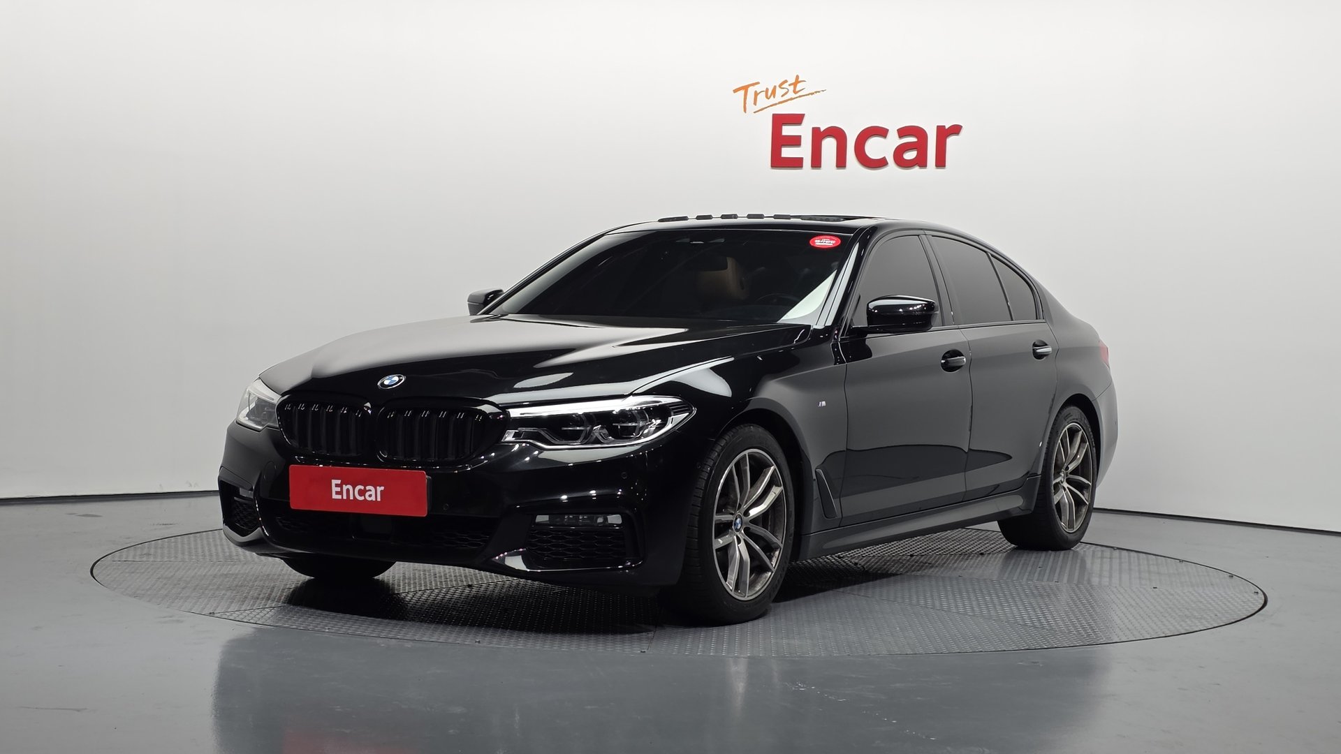 BMW 5 SERIES - View 1