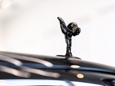 ROLLS-ROYCE CULLINAN - 10