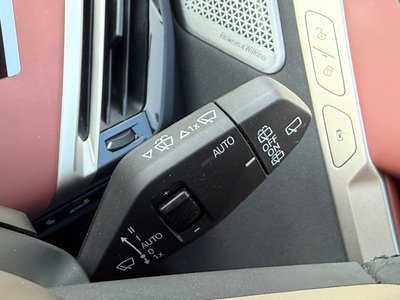 2023 BMW IX 缩略图 38