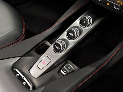 2020 Ferrari PORTOFINO thumbnail 23