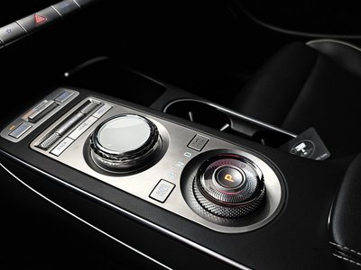 صورة مصغرة 12 لـ 2022 Genesis ELECTRIFIED GV70