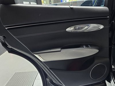 صورة مصغرة 15 لـ 2022 Genesis ELECTRIFIED GV70