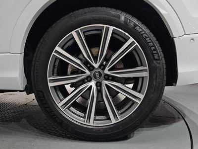 2021 AUDI Q8 照片 8