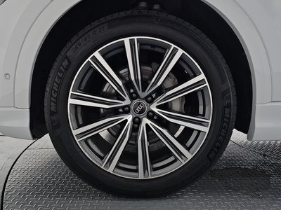 2021 AUDI Q8 照片 6