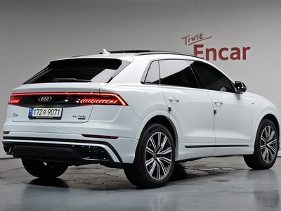 2021 AUDI Q8 照片 4