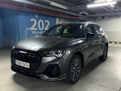 AUDI Q3 - 1