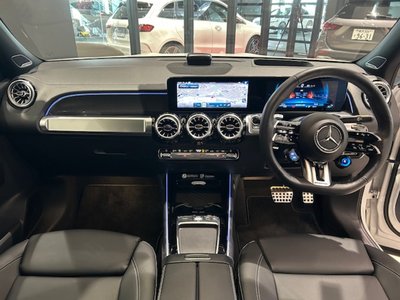 MERCEDES-BENZ GLB AMG - 9