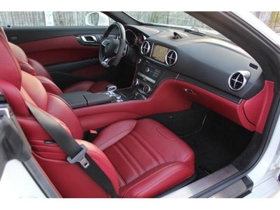 صورة مصغرة 21 لـ 2017 Mercedes-BENZ SL AMG