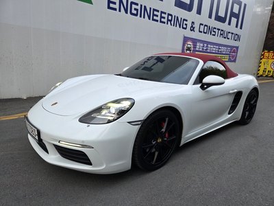 PORSCHE 718 - 1