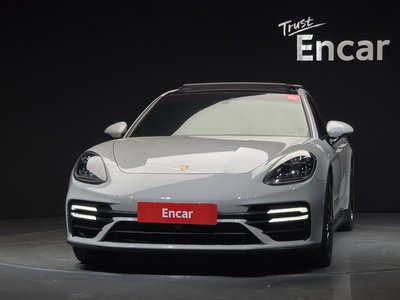 PORSCHE PANAMERA - 2