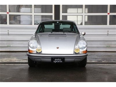 PORSCHE 911 - 4