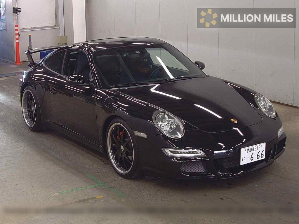 PORSCHE 911 - View 1