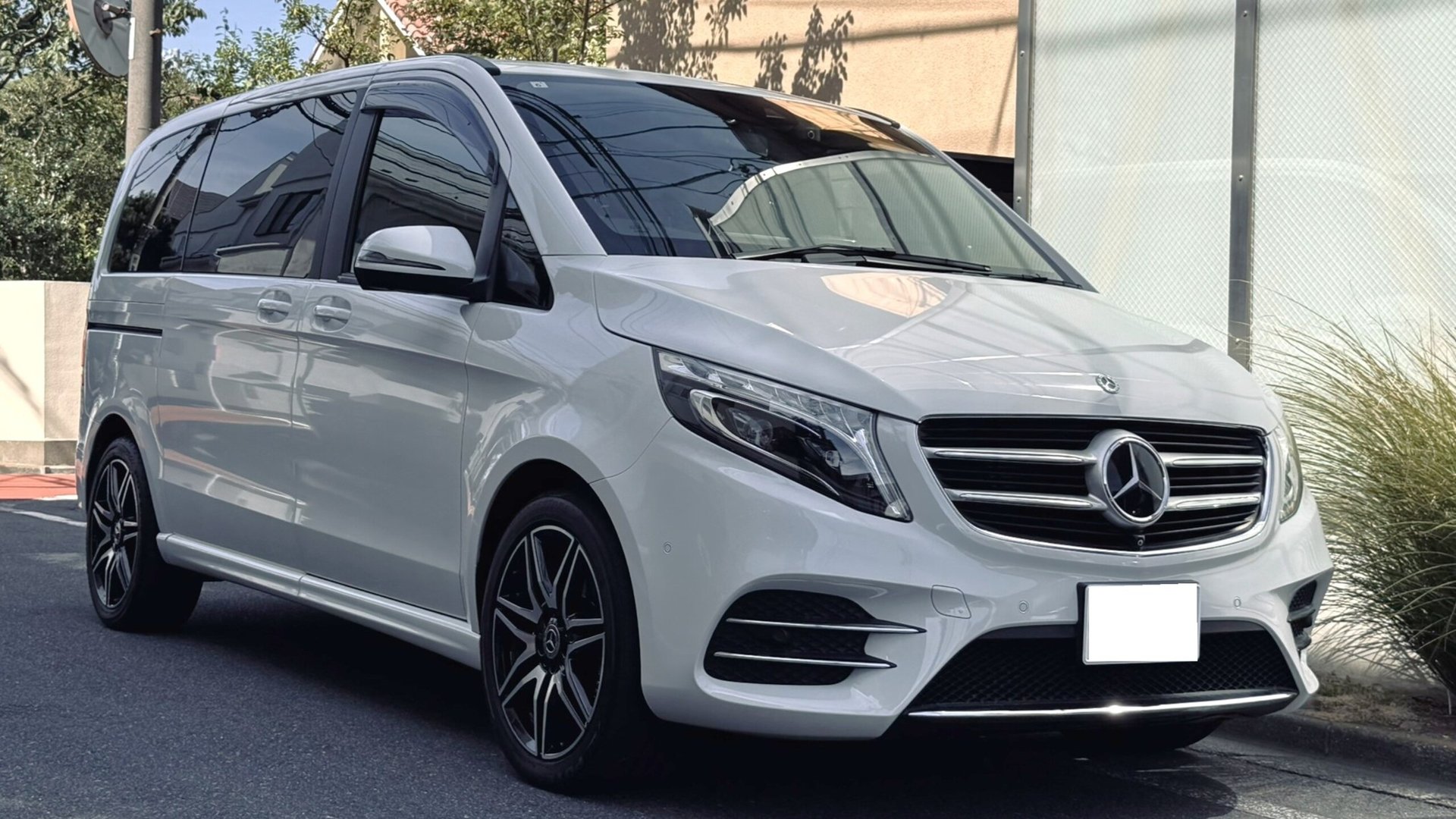 MERCEDES-BENZ V-CLASS - View 1