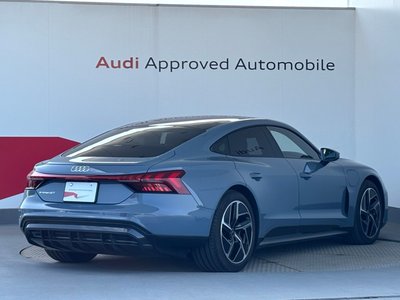 AUDI E-TRON GT QUATTRO - 7