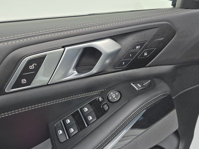 صورة مصغرة 30 لـ 2025 BMW X5