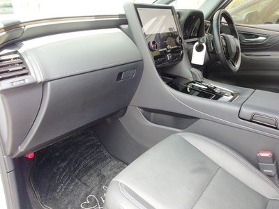 2024 Toyota ALPHARD — фото 8