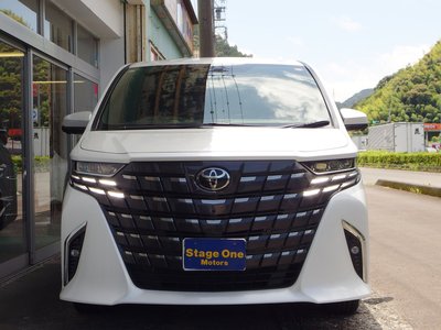 2024 Toyota ALPHARD — фото 2