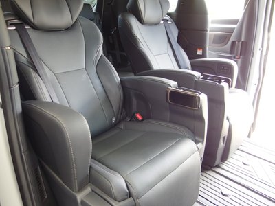 2024 Toyota ALPHARD — миниатюра 11