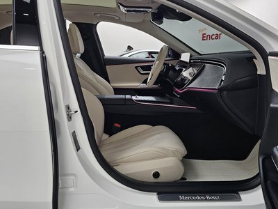 2025 Mercedes-BENZ E-CLASS — миниатюра 11