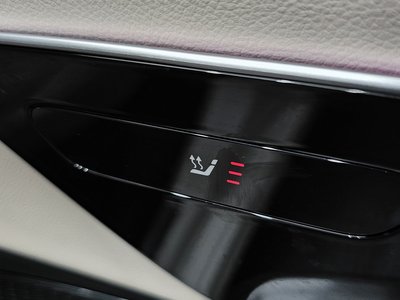 2025 Mercedes-BENZ E-CLASS — миниатюра 18