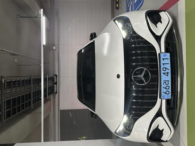 MERCEDES-BENZ EQE - 2