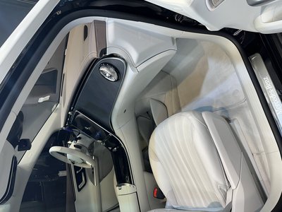 MERCEDES-BENZ EQE - 4