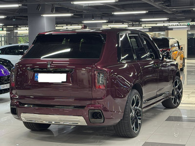 ROLLS-ROYCE CULLINAN - 2