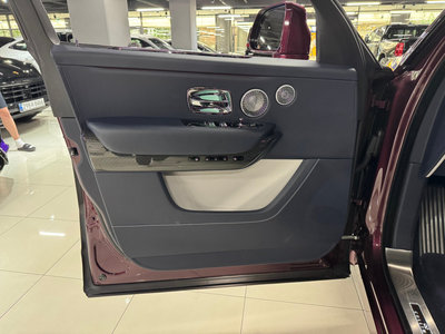 ROLLS-ROYCE CULLINAN - 7