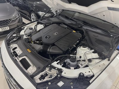 MERCEDES-BENZ E-CLASS - 7