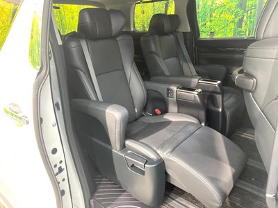 صورة 9 لـ 2023 TOYOTA ALPHARD