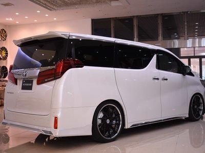 TOYOTA ALPHARD - 6