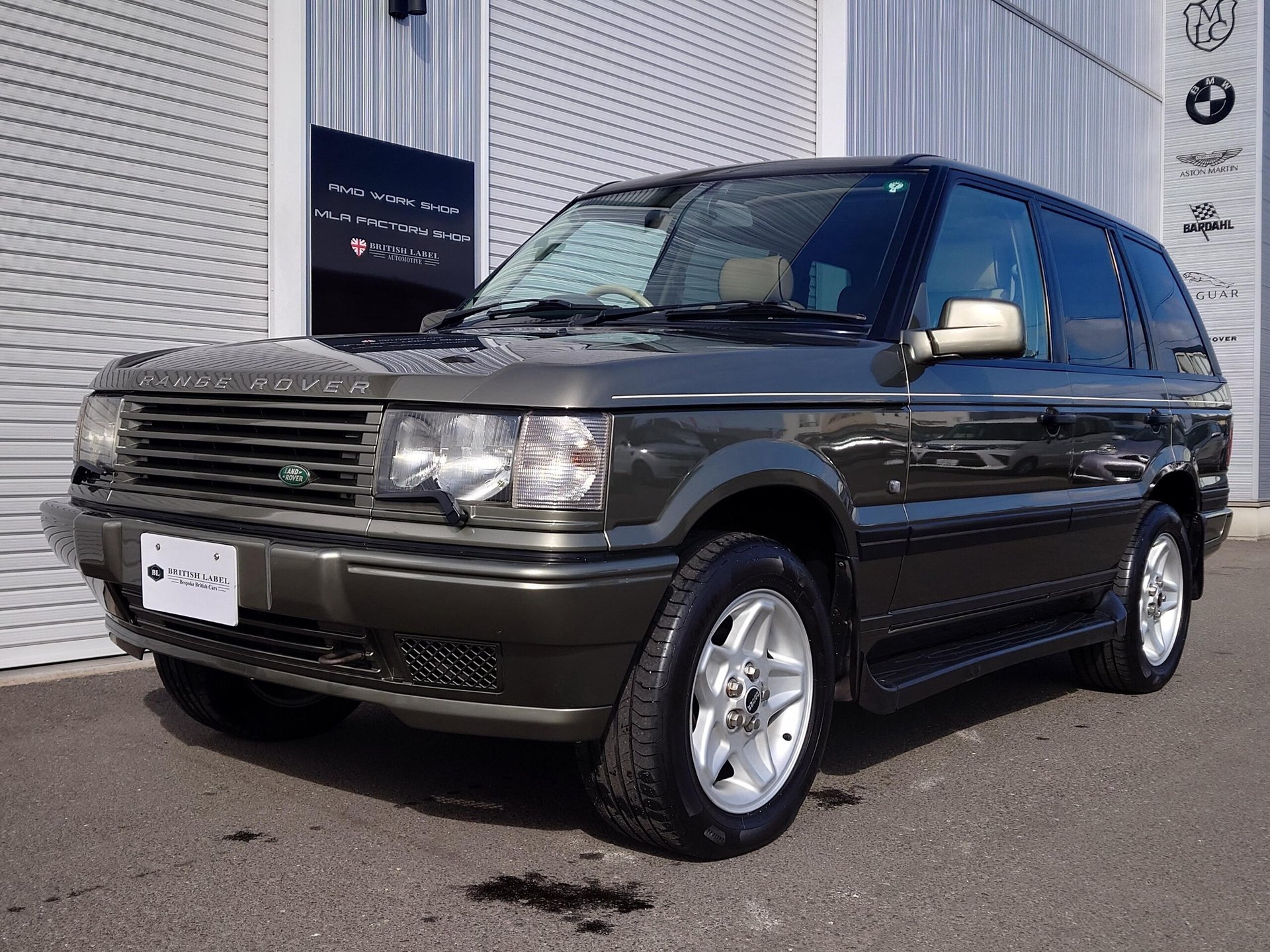 LAND ROVER RANGE ROVER - View 1