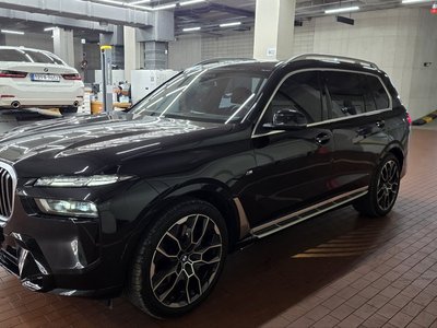 BMW X7 - 1