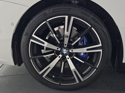 BMW 5 SERIES - 8