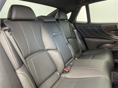 صورة مصغرة 44 لـ 2018 Lexus LS