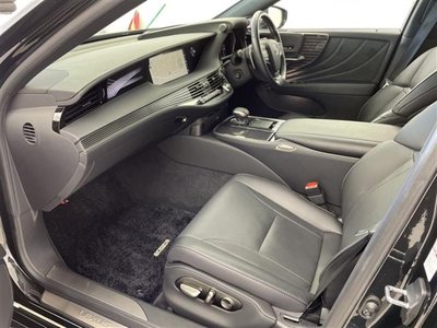 صورة مصغرة 36 لـ 2018 Lexus LS