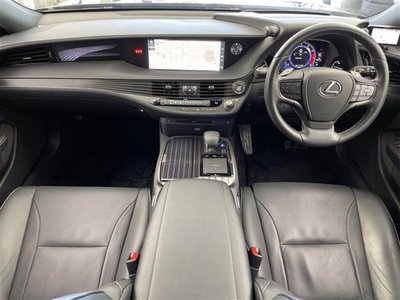 صورة مصغرة 88 لـ 2018 Lexus LS