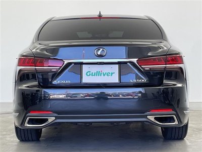 صورة مصغرة 64 لـ 2018 Lexus LS