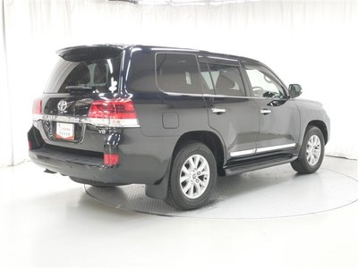 صورة 3 لـ 2020 Toyota LAND CRUISER 200