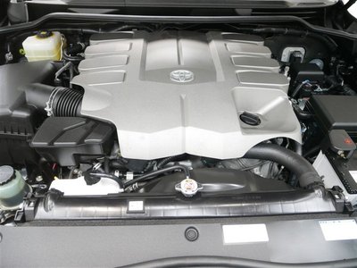 صورة 5 لـ 2020 Toyota LAND CRUISER 200