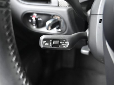 2022 Porsche MACAN — миниатюра 18