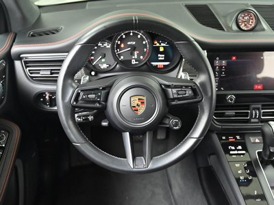 2022 Porsche MACAN — миниатюра 13