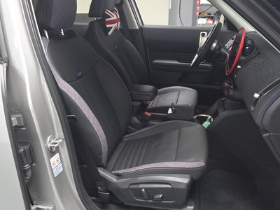 MINI COUNTRYMAN - 10