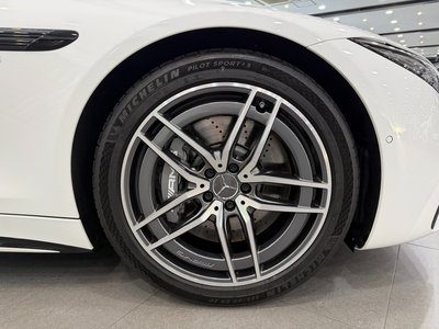 MERCEDES-BENZ SL - 6