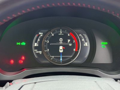 2023 Lexus RC — миниатюра 23